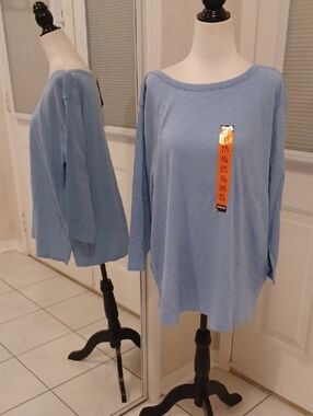 4/$40 New Blue 3/4-Sleeve Tee - Size XXL